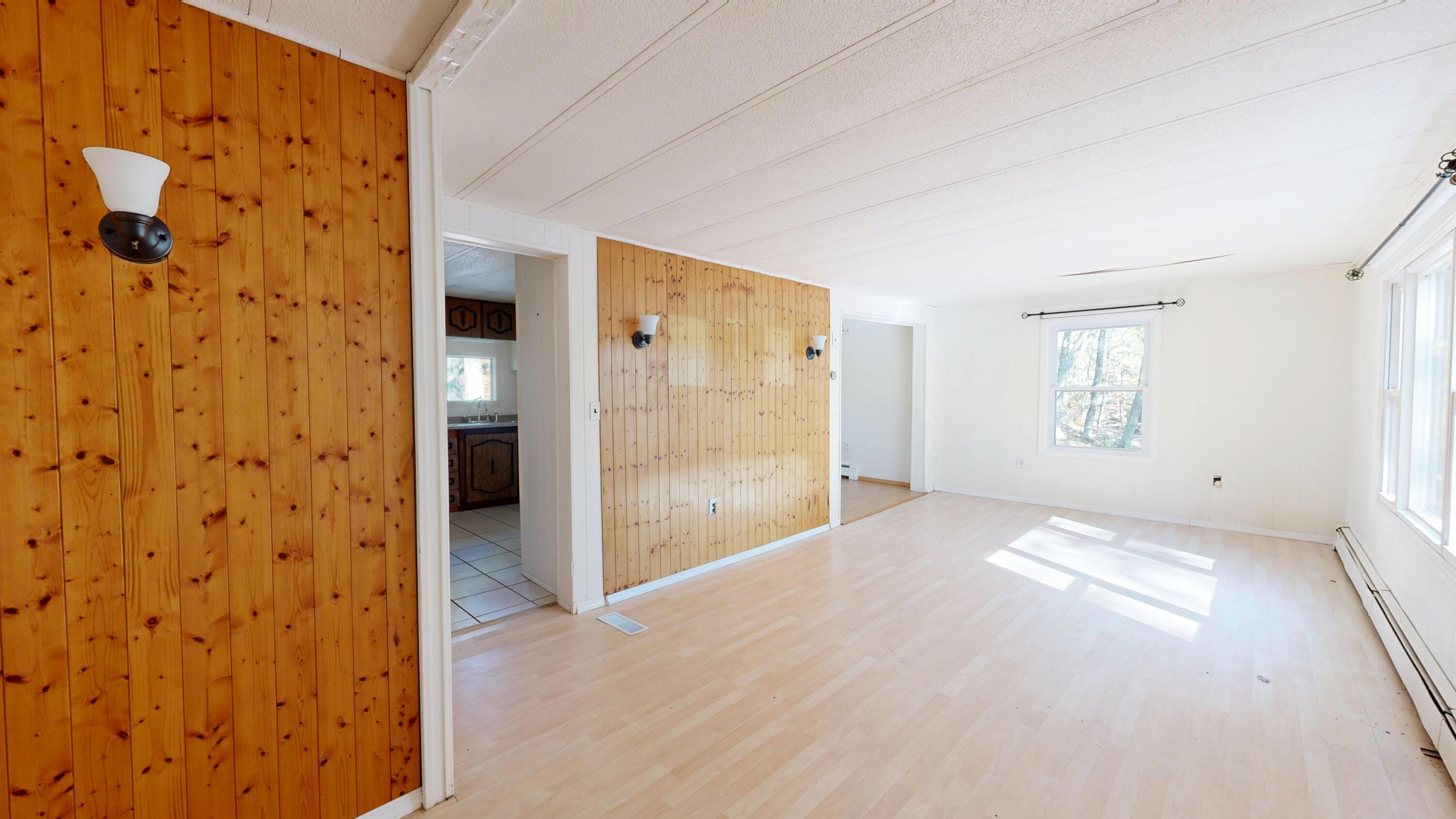 173 Outlet Road Augusta, ME 04330 - Photo 12 of 53 Living Room