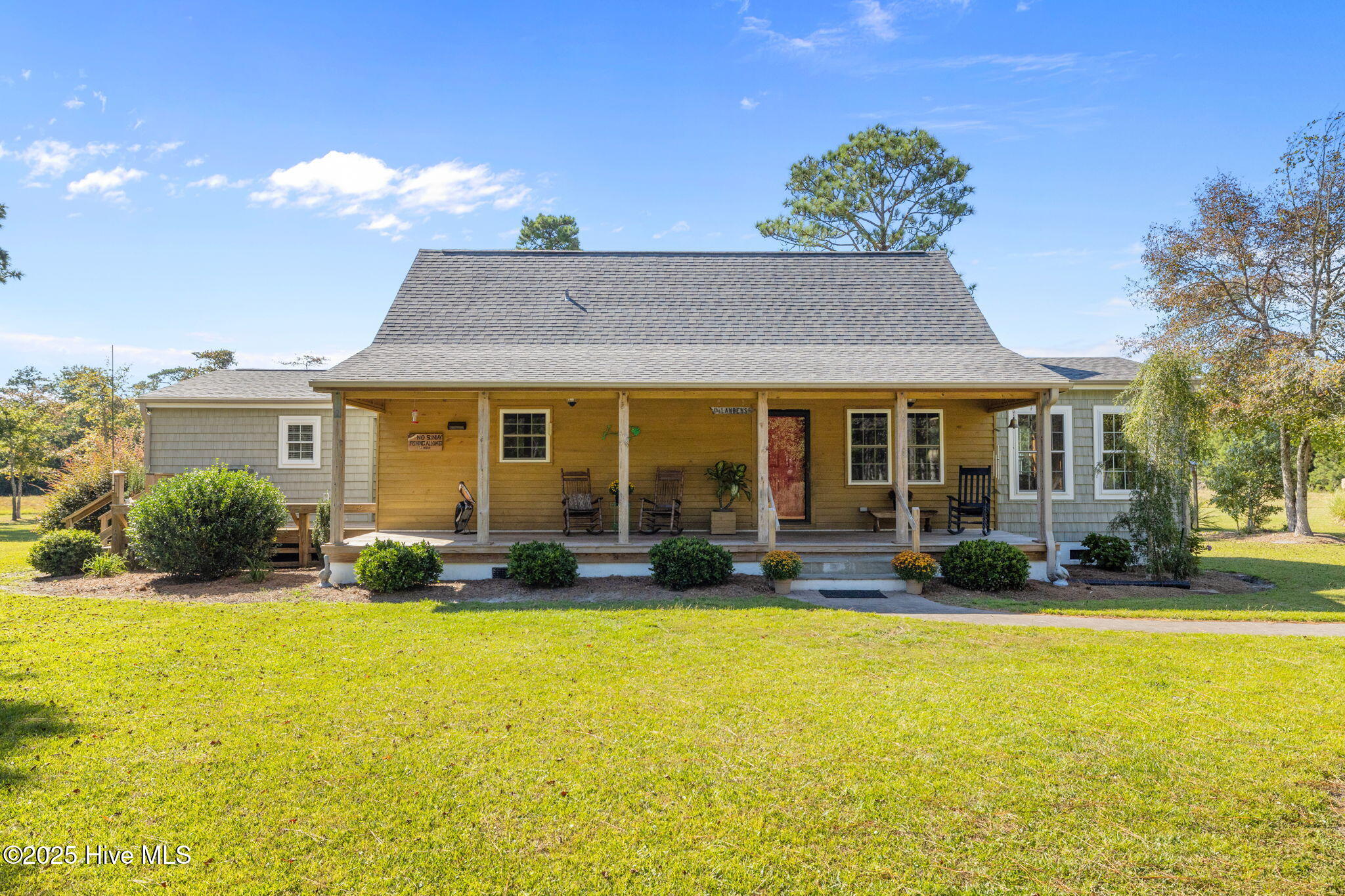 295 Old Winberry Road Newport, NC 28570 - Photo 2 of 52 Front View