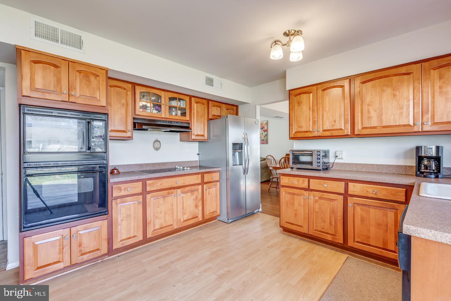 15 Merion Road Marlton, NJ 08053 - Photo 9 of 31 Kitchen