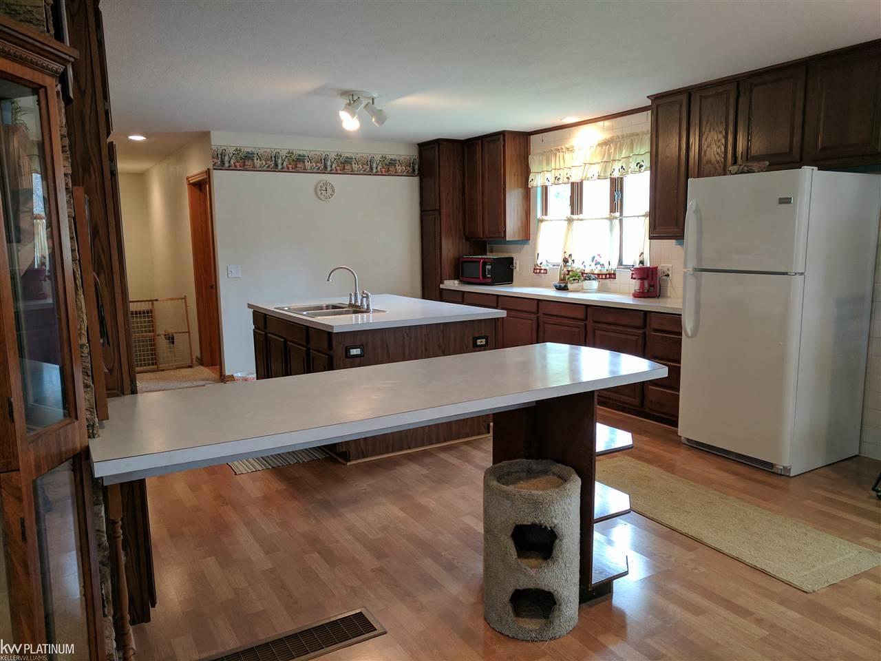 7080 Harrington Road Lexington, MI 48450 - Photo 13 of 49 31316692-12.JPG