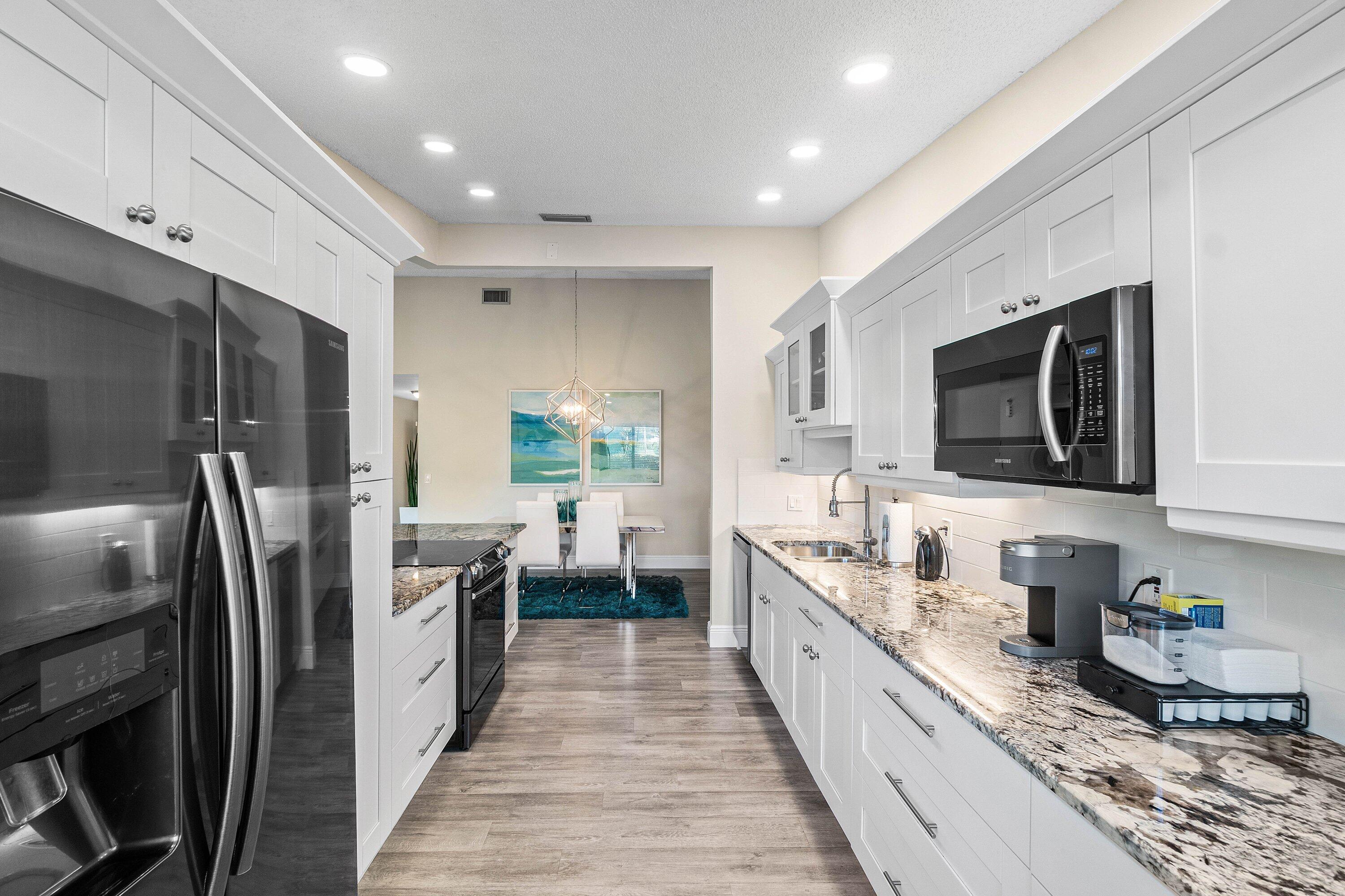 732 Lago Road Delray Beach, FL 33445 - Photo 13 of 42 Black Stainless Appliance
