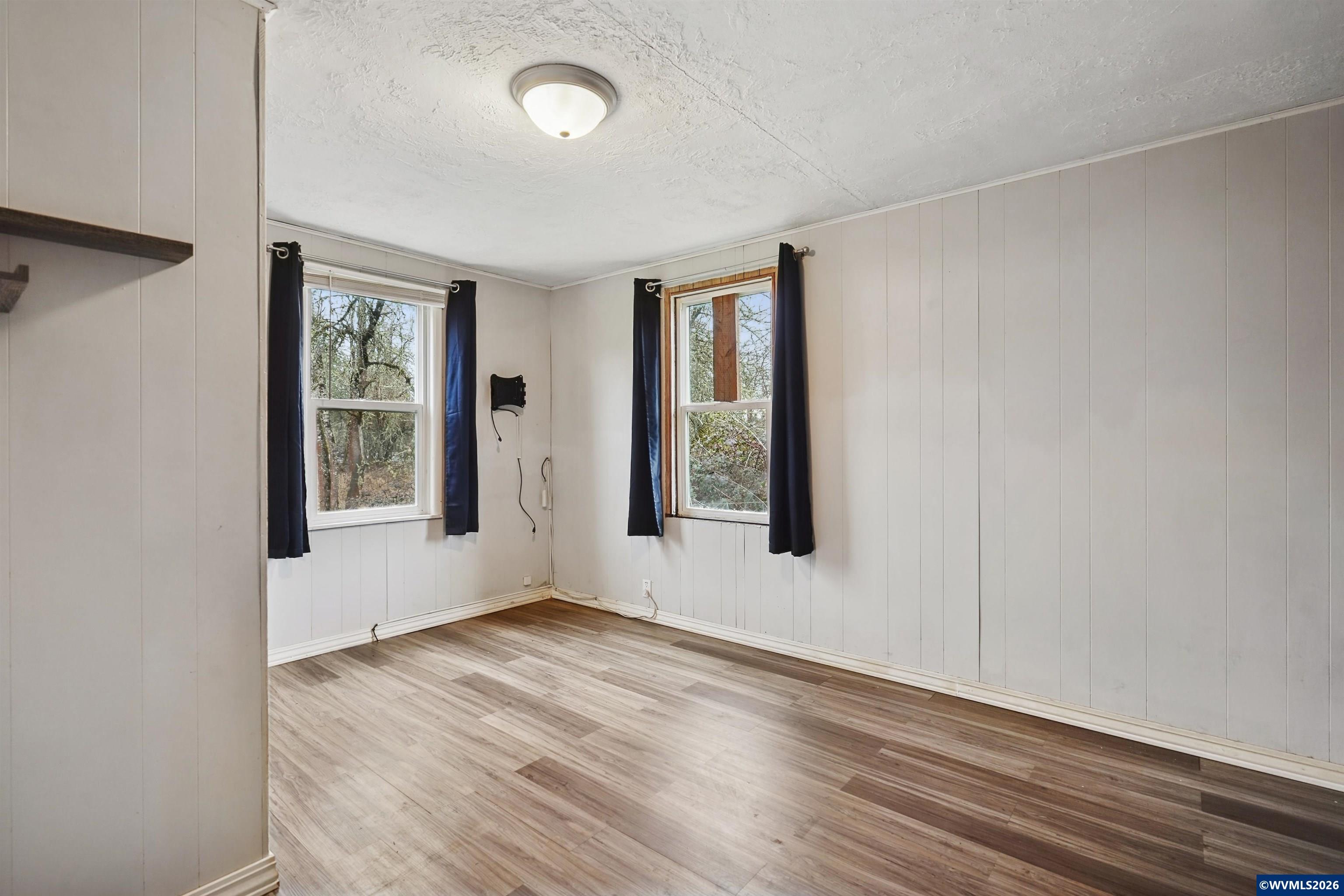 27329 Rowell Hill Road Sweet Home, OR 97386 - Photo 13 of 39