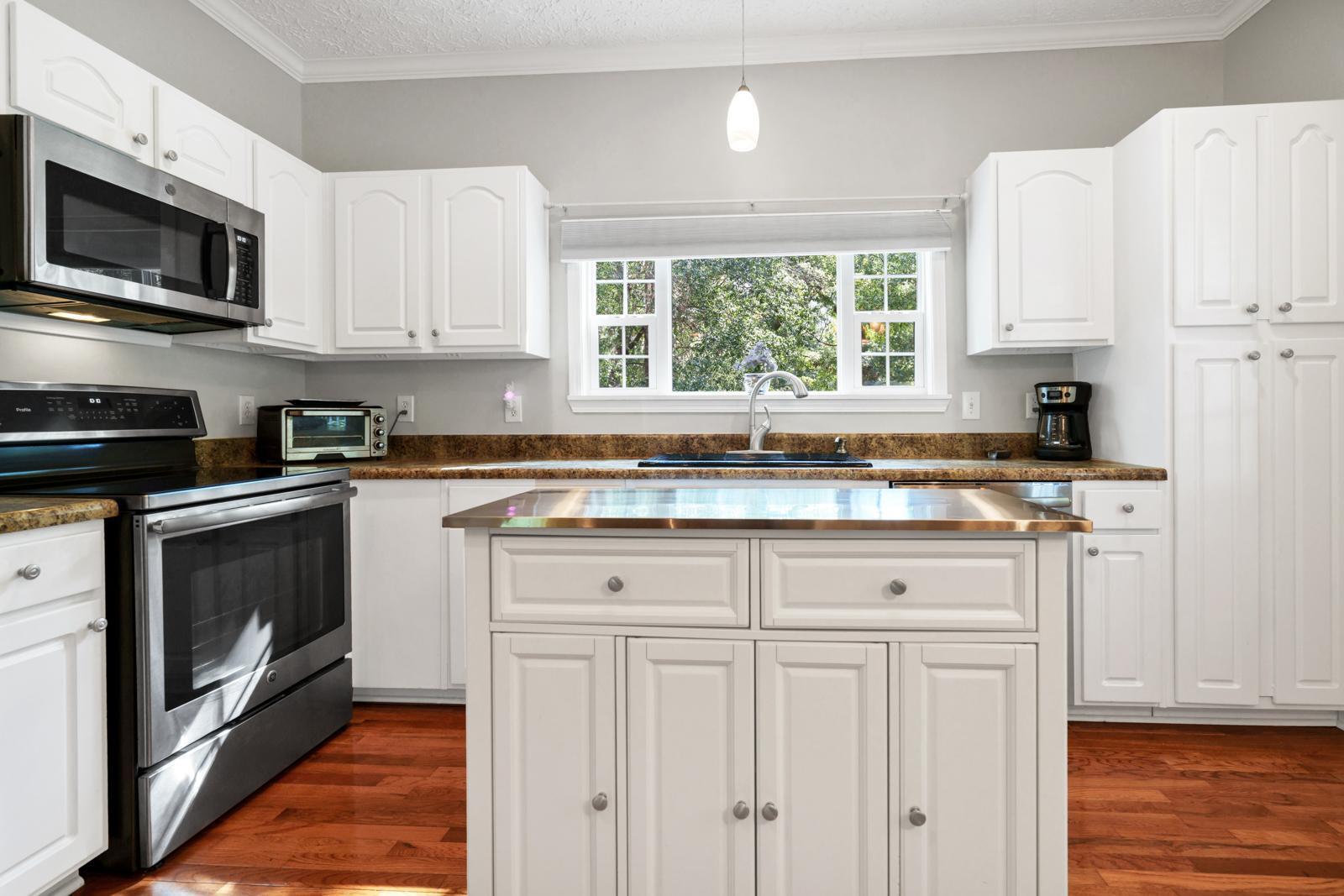 31 Palmetto Point Lane Edisto Island, SC 29438 - Photo 5 of 51 3a