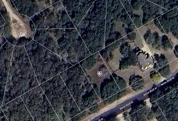 an aerial view of a yard
