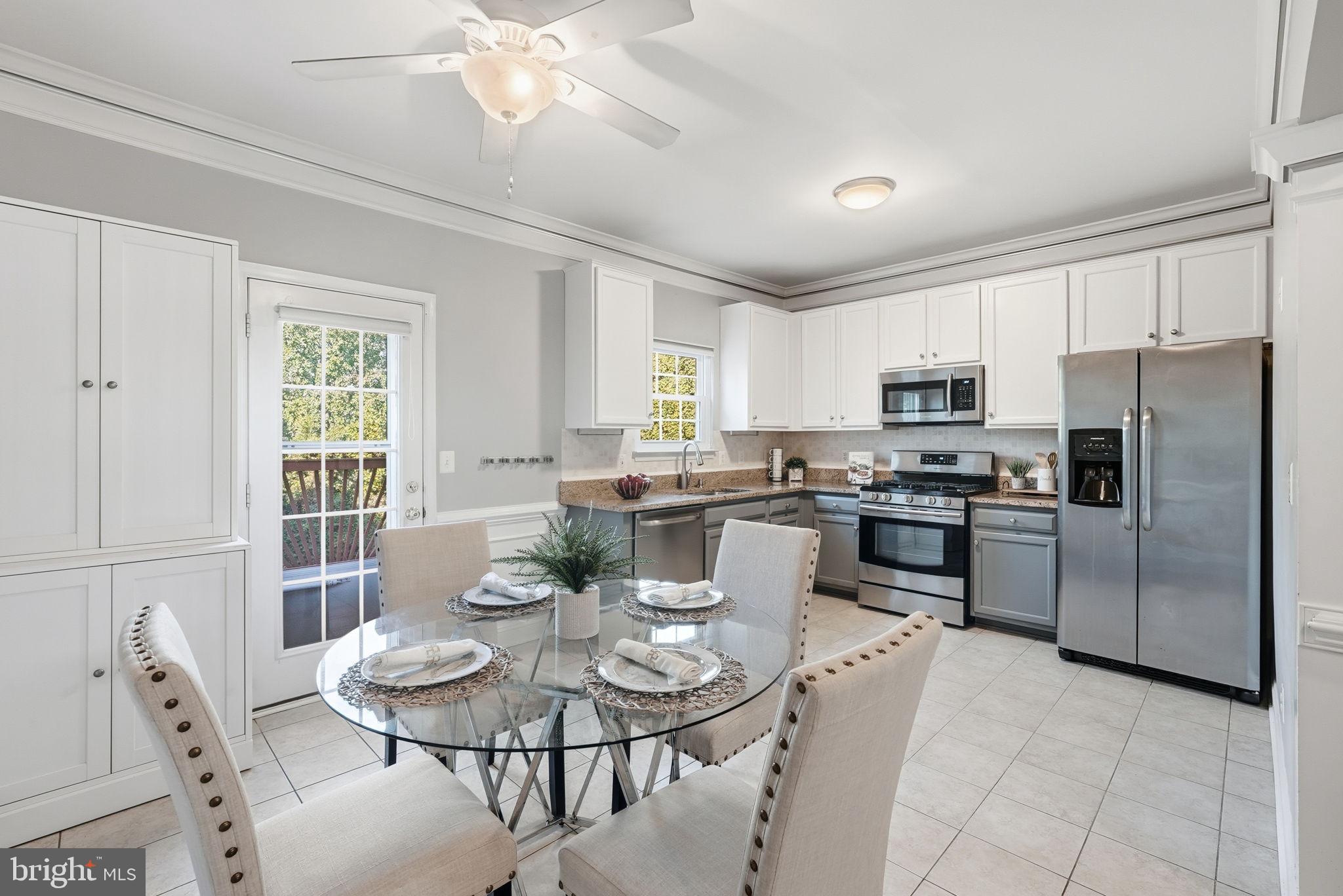 15697 Viewpoint Circle Dumfries, VA 22025 - Photo 11 of 34