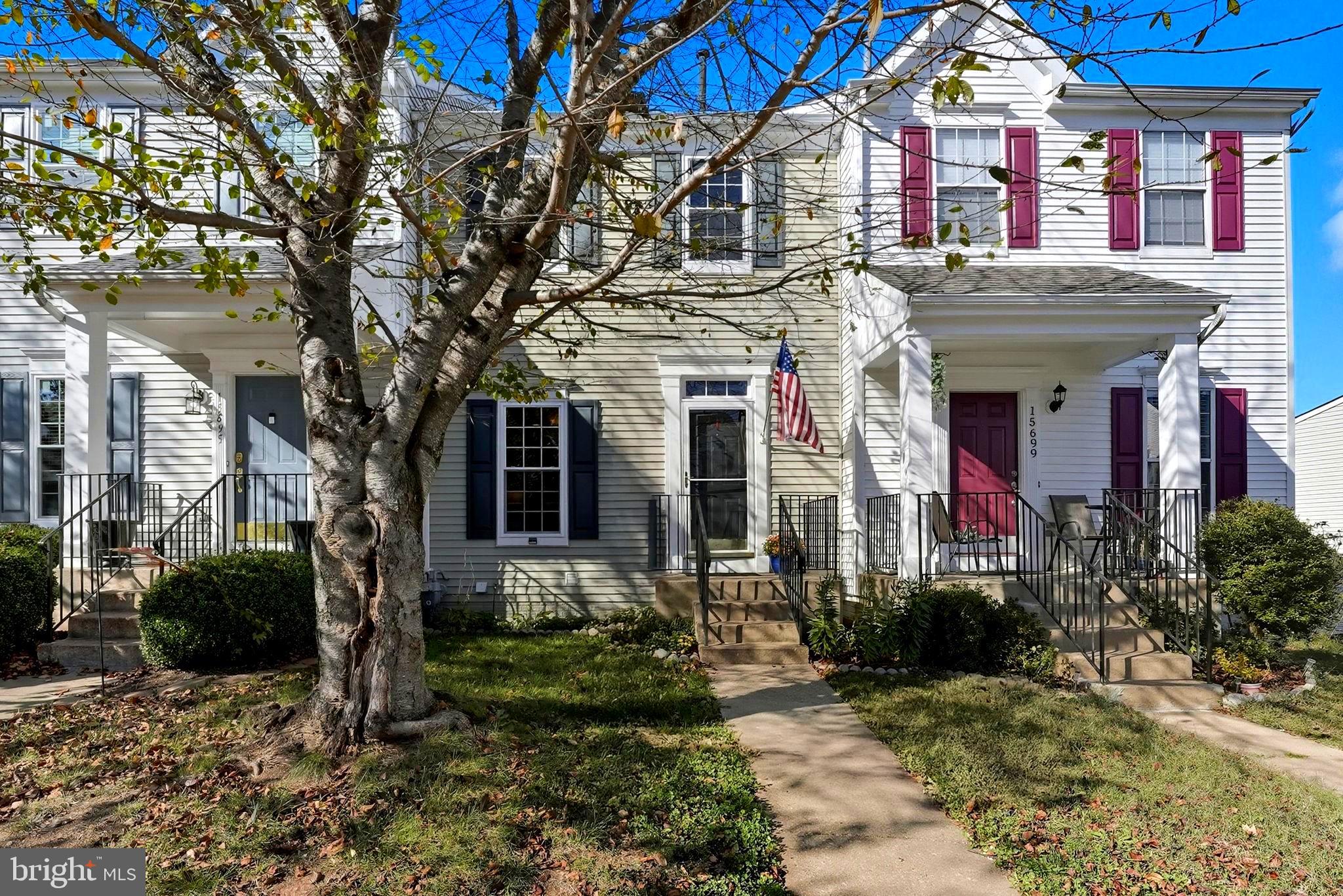 15697 Viewpoint Circle Dumfries, VA 22025 - Photo 2 of 34