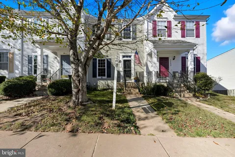 a view of a house with a outdoor space