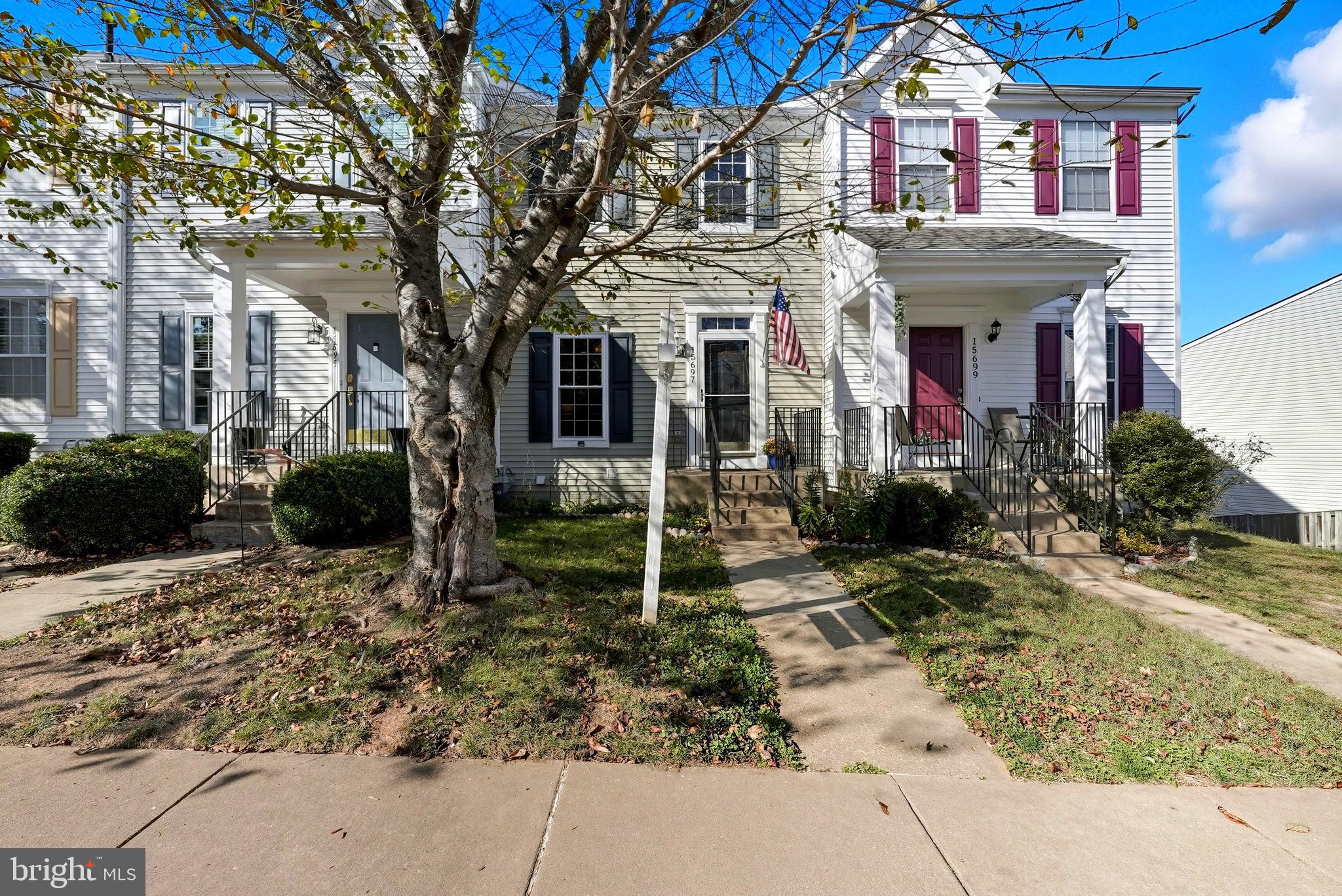 15697 Viewpoint Circle Dumfries, VA 22025 - Photo 3 of 34