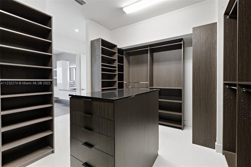 Doral Doral, FL 33122 - Photo 6 of 41 master closet
