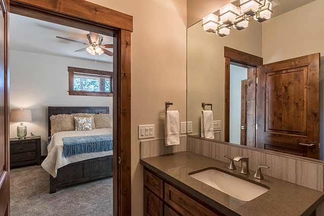 11840 Ghirard Road Truckee, CA 96161 - Photo 10 of 14