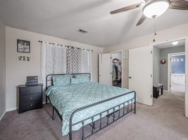$247,000 | 671 Glenmoor Drive, Evansville, IN 47715