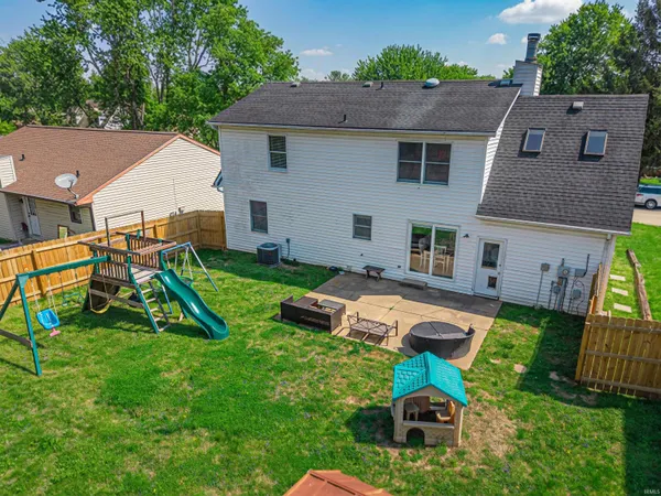 $247,000 | 671 Glenmoor Drive, Evansville, IN 47715