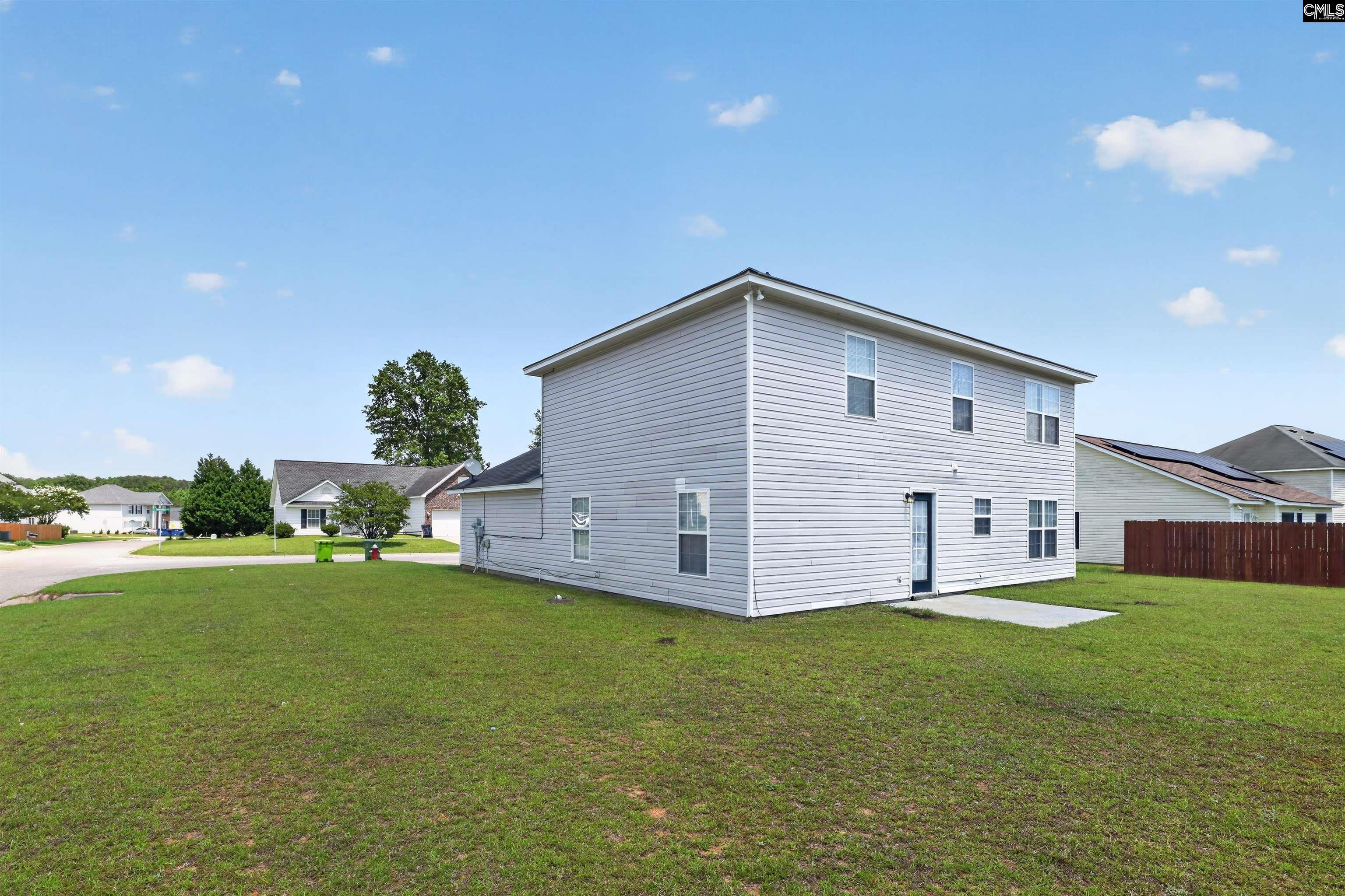 500 South Summers Way Hopkins, SC 29061 - Photo 4 of 39