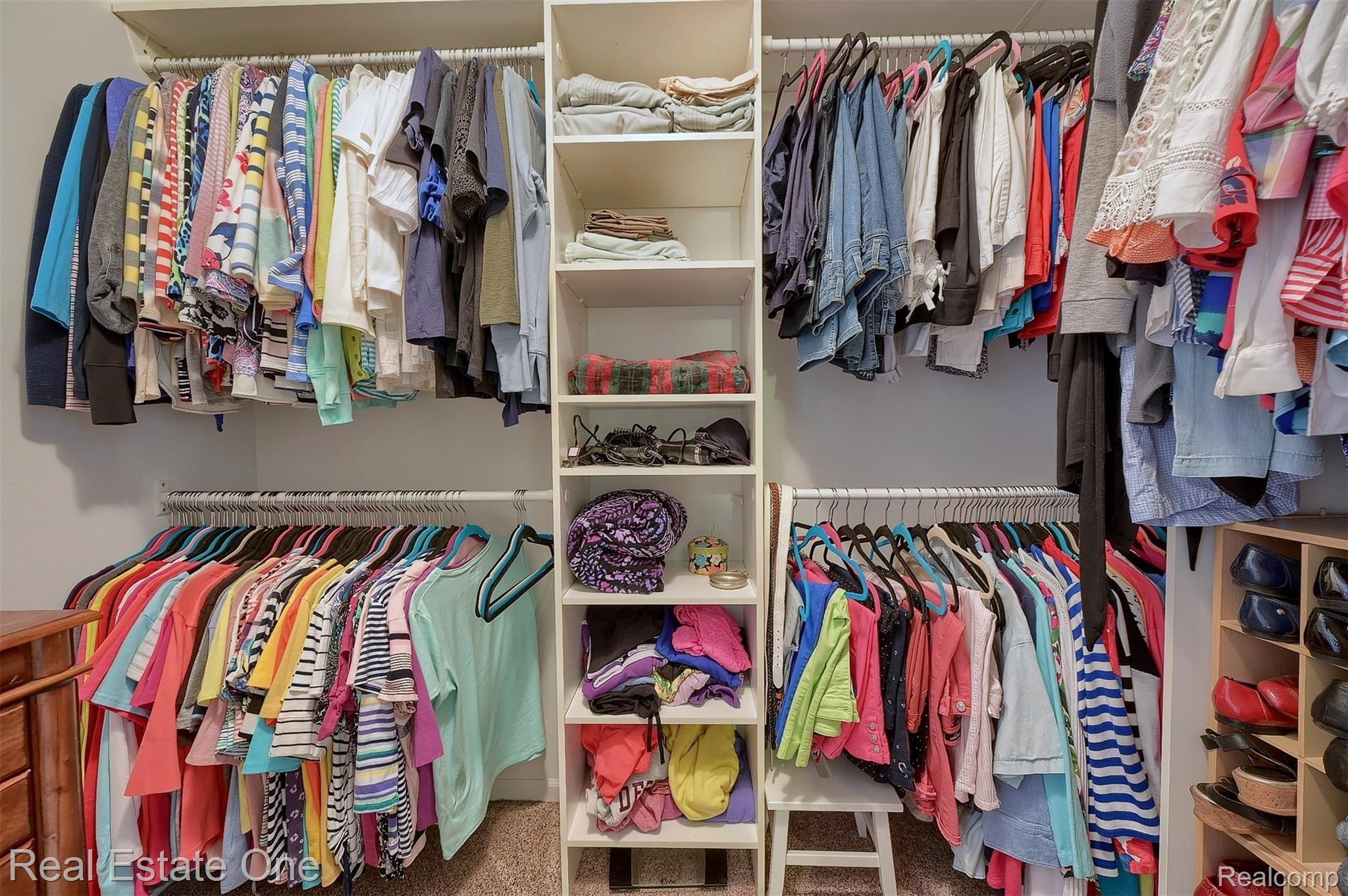 917 Churchill Circle, Unit 63 Rochester, MI 48307 - Photo 19 of 30 Walk-In Closet