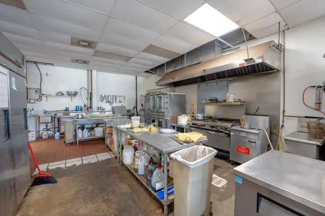 $2,600,000 | 8171 Kekaha Road, Kekaha, HI 96752