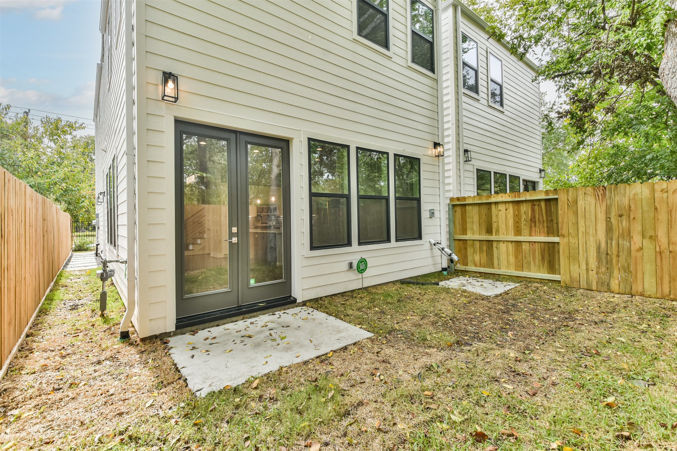 810 Mansfield Street Houston, TX 77091 - Photo 9 of 47