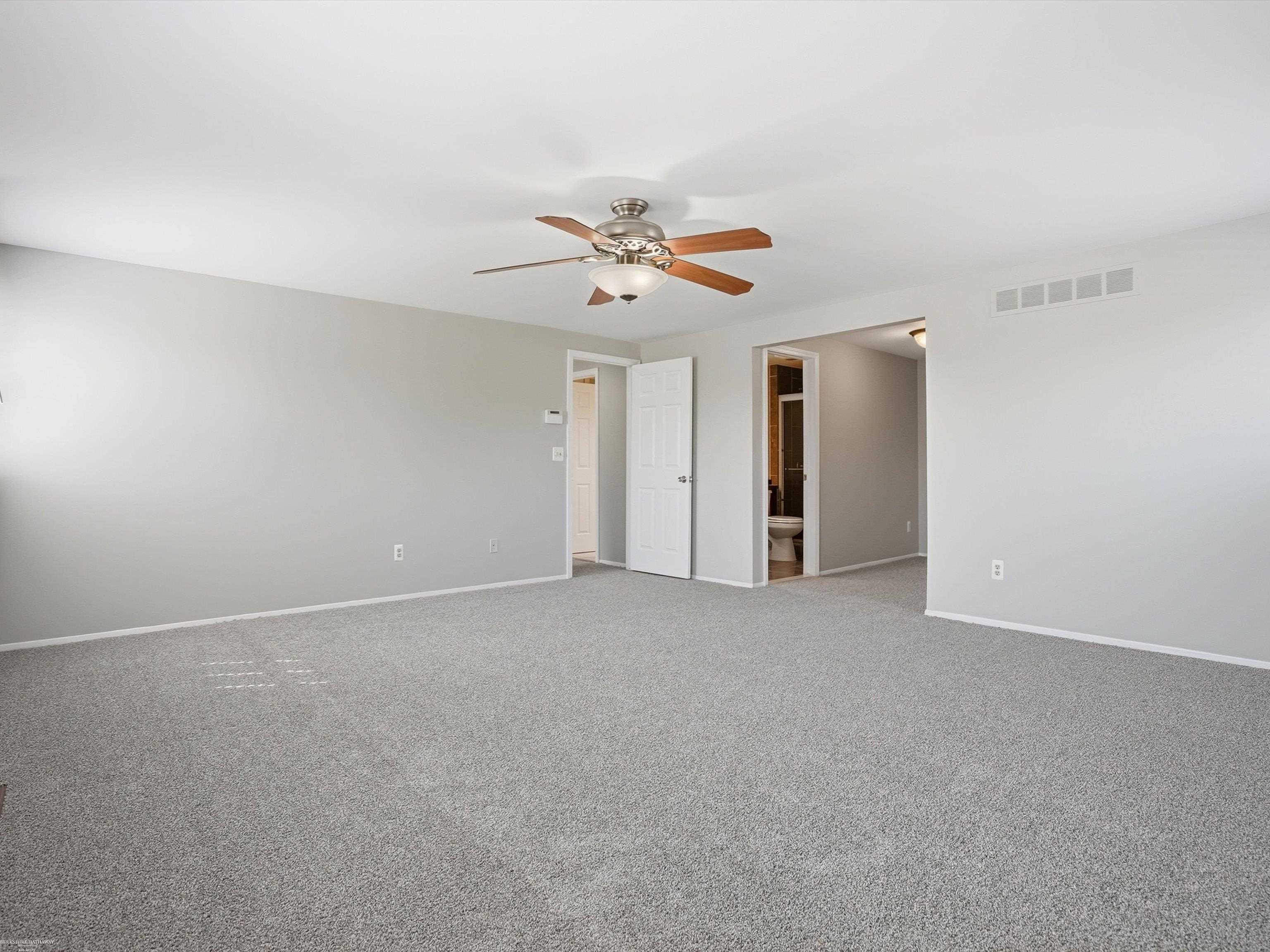 1405 Shaker Street Troy, MI 48083 - Photo 21 of 51 50205374-447c342a-94cd-4d57-8cd4-34275fa1e343.JPG