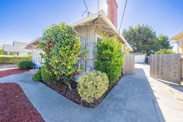 $700,000 | 18 Chestnut Street, Salinas, CA 93901