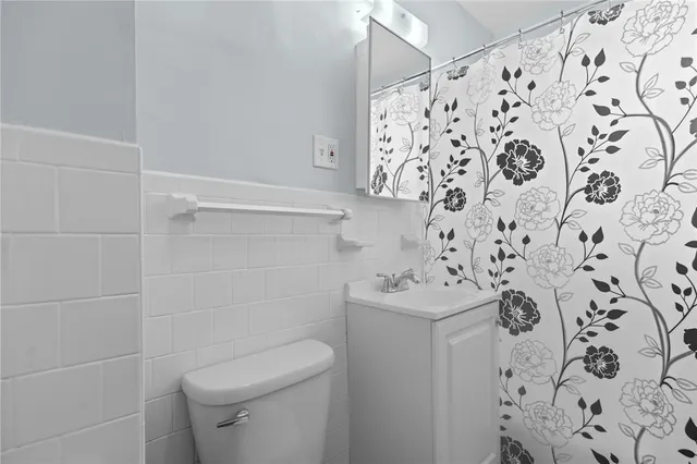 $1,700 | 60 Morris Avenue, Pawtucket, RI 02860