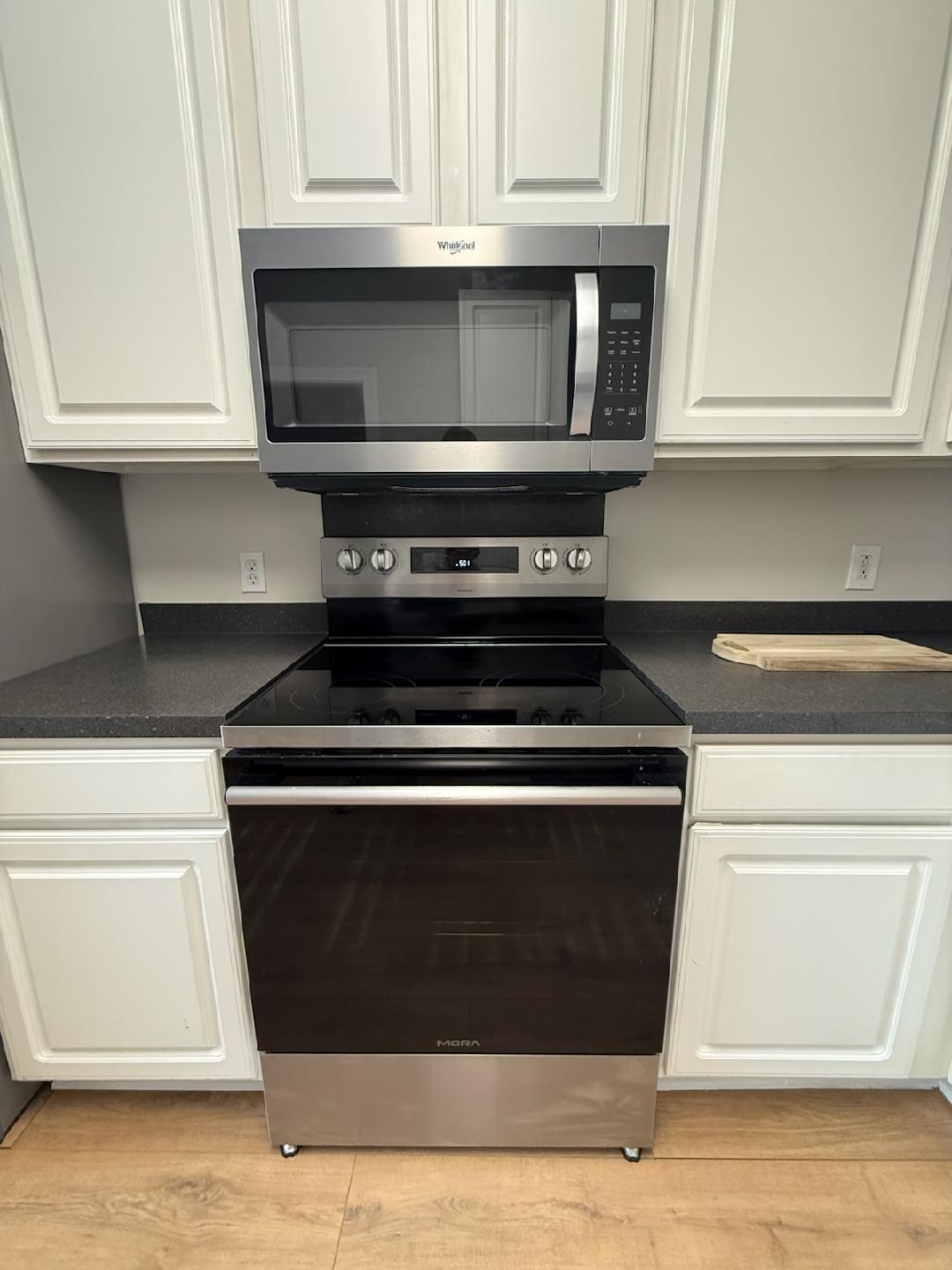 1705 Lauda Drive Mount Pleasant, SC 29464 - Photo 7 of 16 Kitchen 3