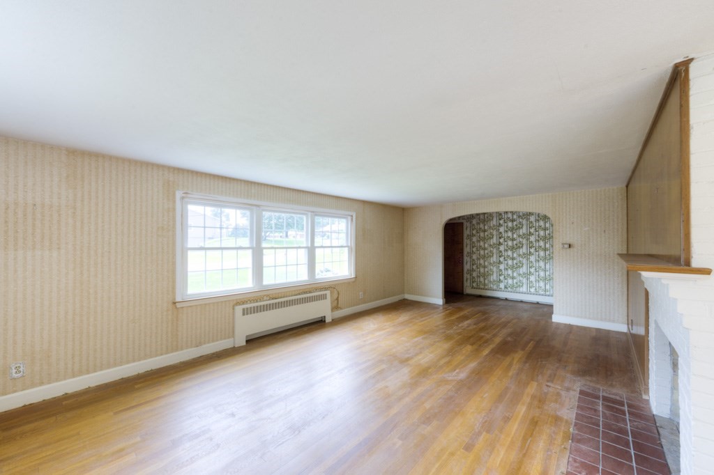 8 Rustic Drive Worcester, MA 01609 - Photo 8 of 40 Gallery Image 8