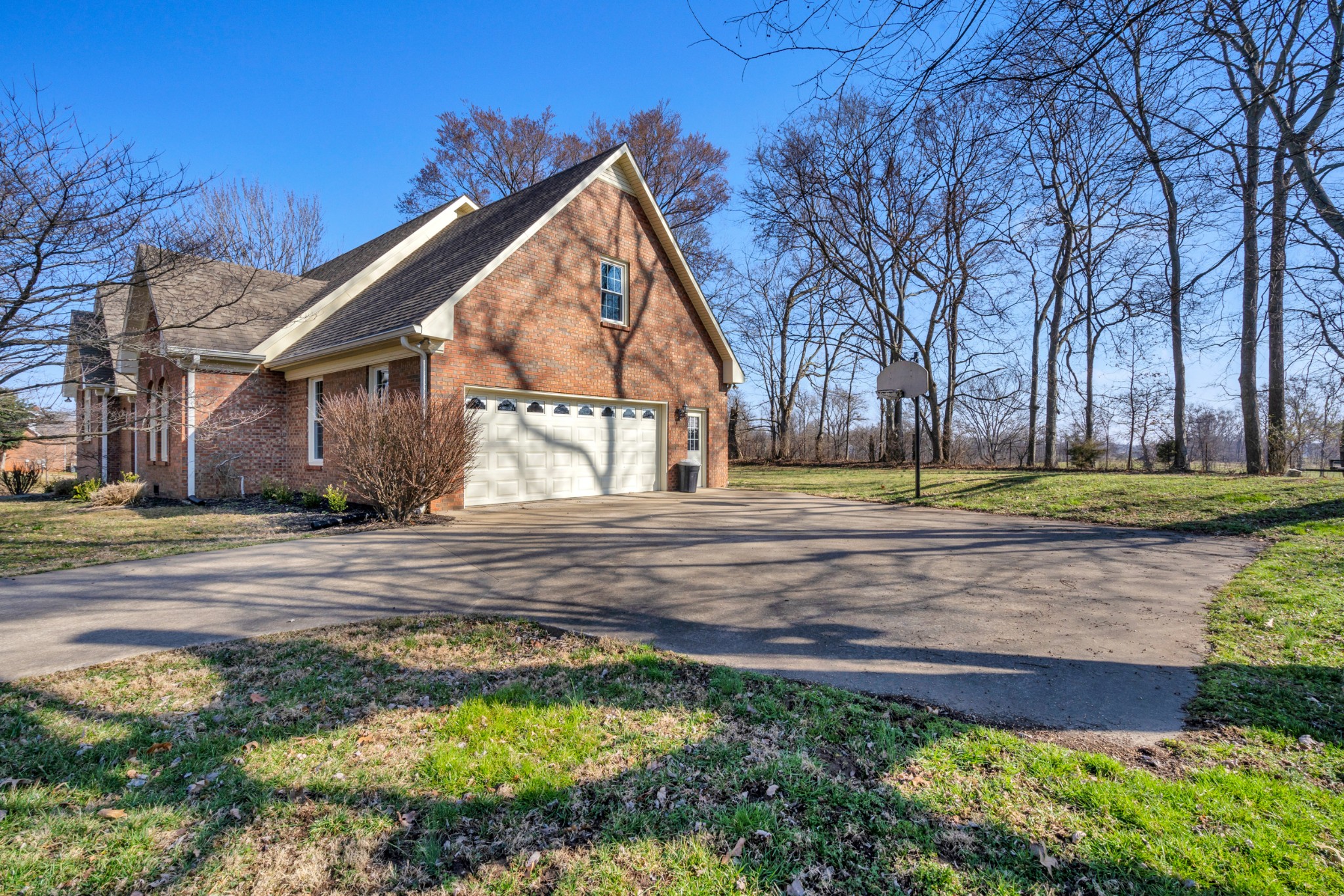 485 Pond Apple Road Clarksville, TN 37043 - Photo 3 of 35 Gallery Image 3