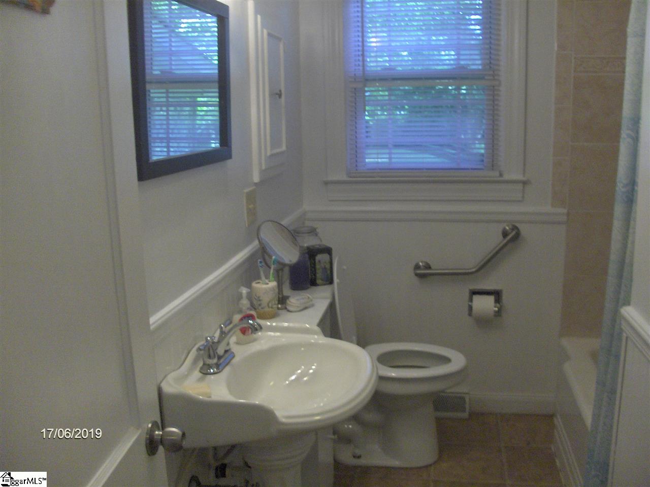 604 Calhoun Road Belton, SC 29627 - Photo 10 of 18