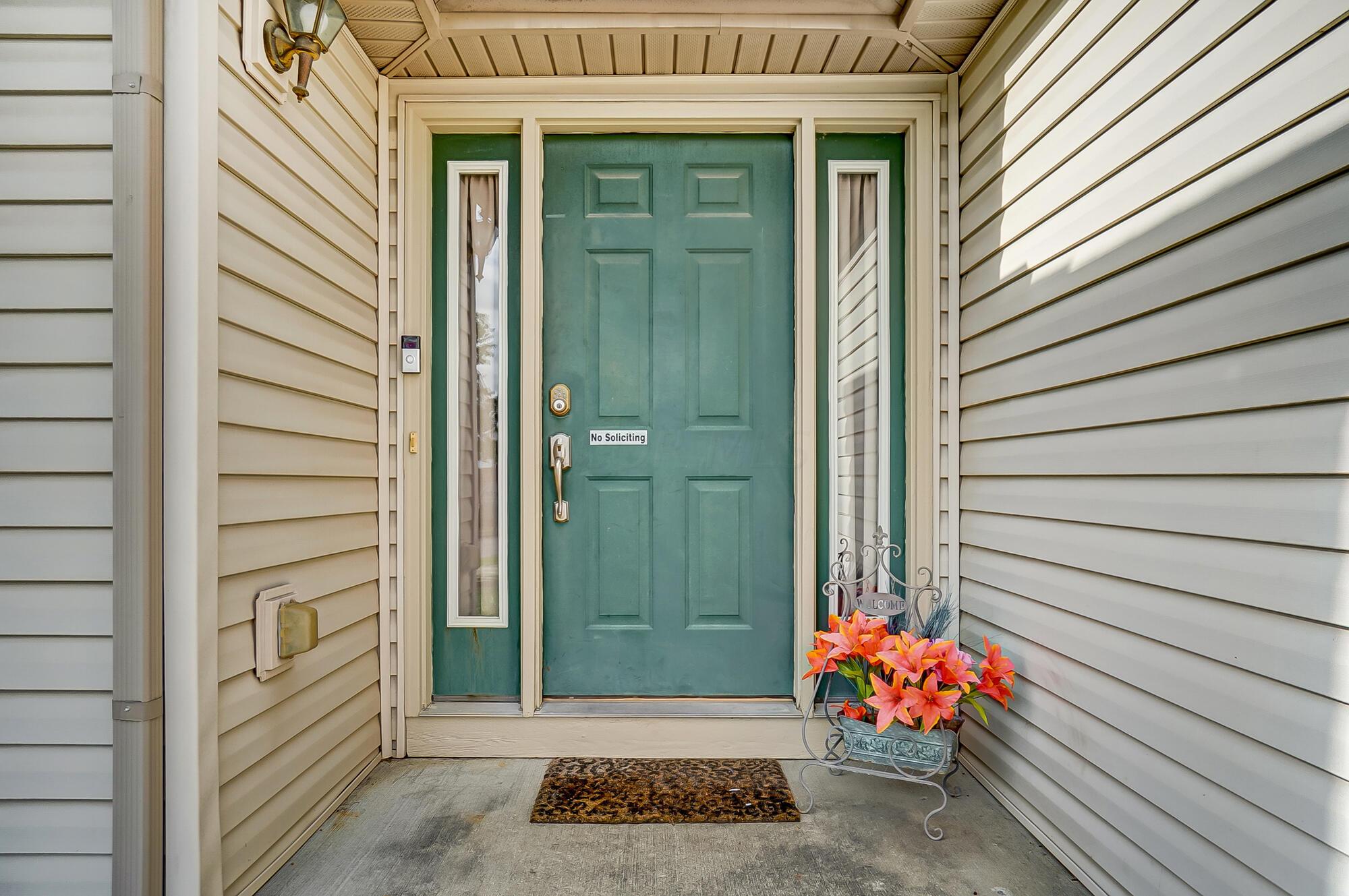 2533 Locksley Road Grove City, OH 43123 - Photo 2 of 34 Front Porch
