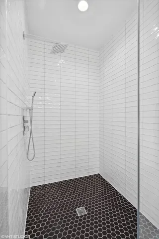 $12,500,000 | 3335-3341 North Sheffield Avenue, Chicago, IL 60657