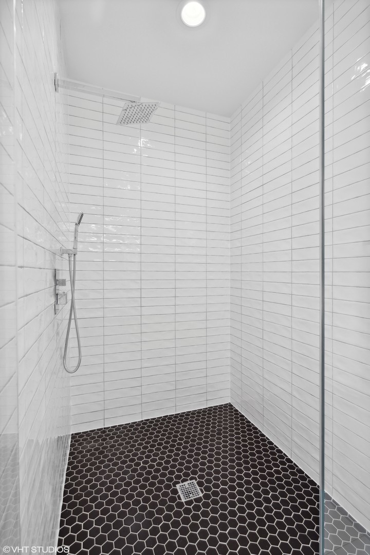 3335-3341 North Sheffield Avenue Chicago, IL 60657 - Photo 16 of 76