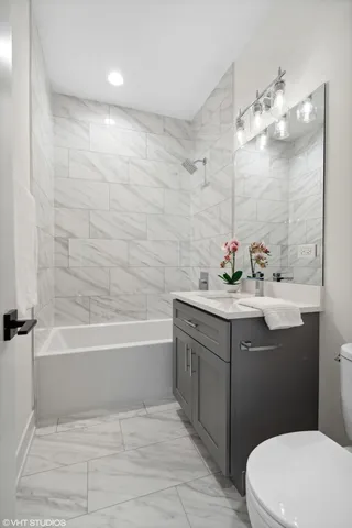 $12,500,000 | 3335-3341 North Sheffield Avenue, Chicago, IL 60657