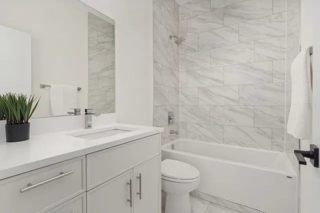 $12,500,000 | 3335-3341 North Sheffield Avenue, Chicago, IL 60657