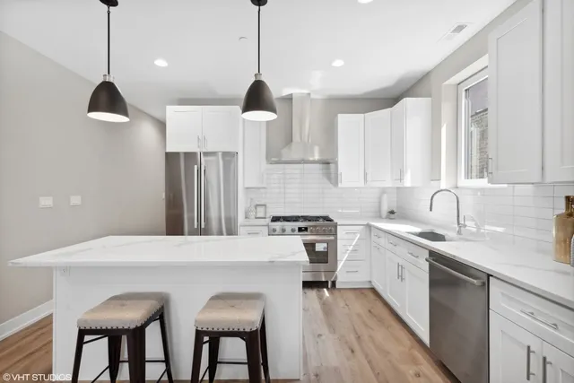 $12,500,000 | 3335-3341 North Sheffield Avenue, Chicago, IL 60657