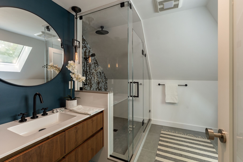 7 Stetson Street Brookline, MA 02446 - Photo 33 of 37