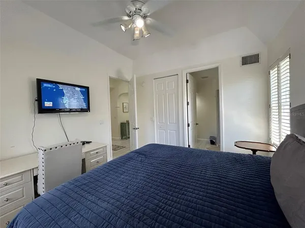 $5,500 | 3705 54th Drive West, Unit 201, Bradenton, FL 34210