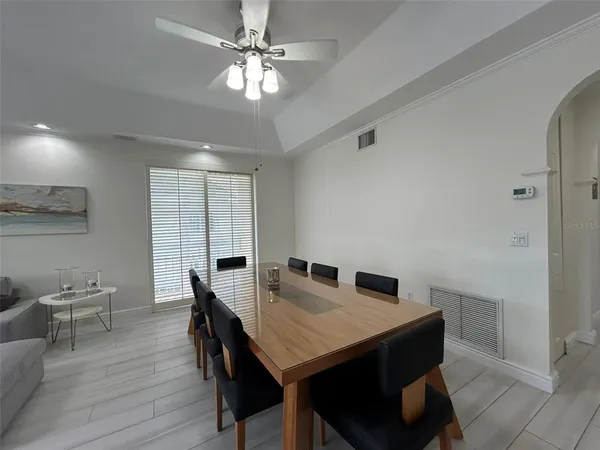 $5,500 | 3705 54th Drive West, Unit 201, Bradenton, FL 34210