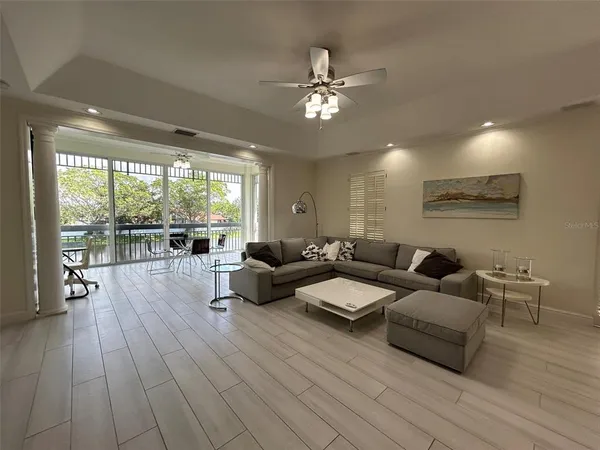$5,500 | 3705 54th Drive West, Unit 201, Bradenton, FL 34210