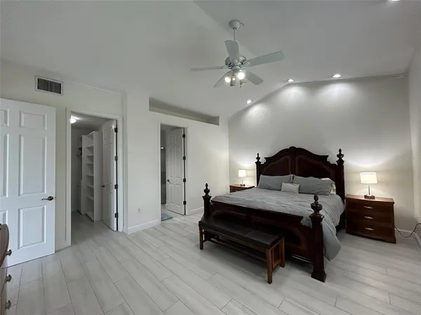 $5,500 | 3705 54th Drive West, Unit 201, Bradenton, FL 34210