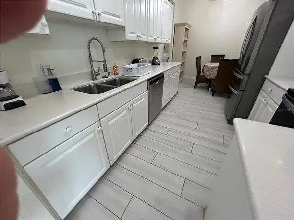 $5,500 | 3705 54th Drive West, Unit 201, Bradenton, FL 34210