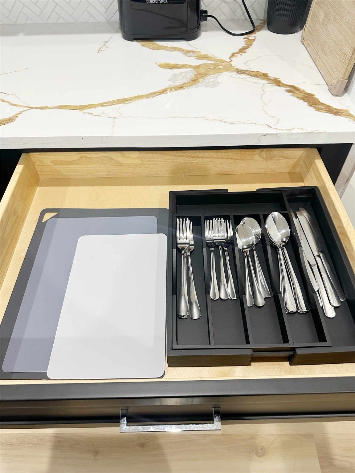 4513 Reed Road, Unit B Houston, TX 77051 - Photo 7 of 29 a close view of sink