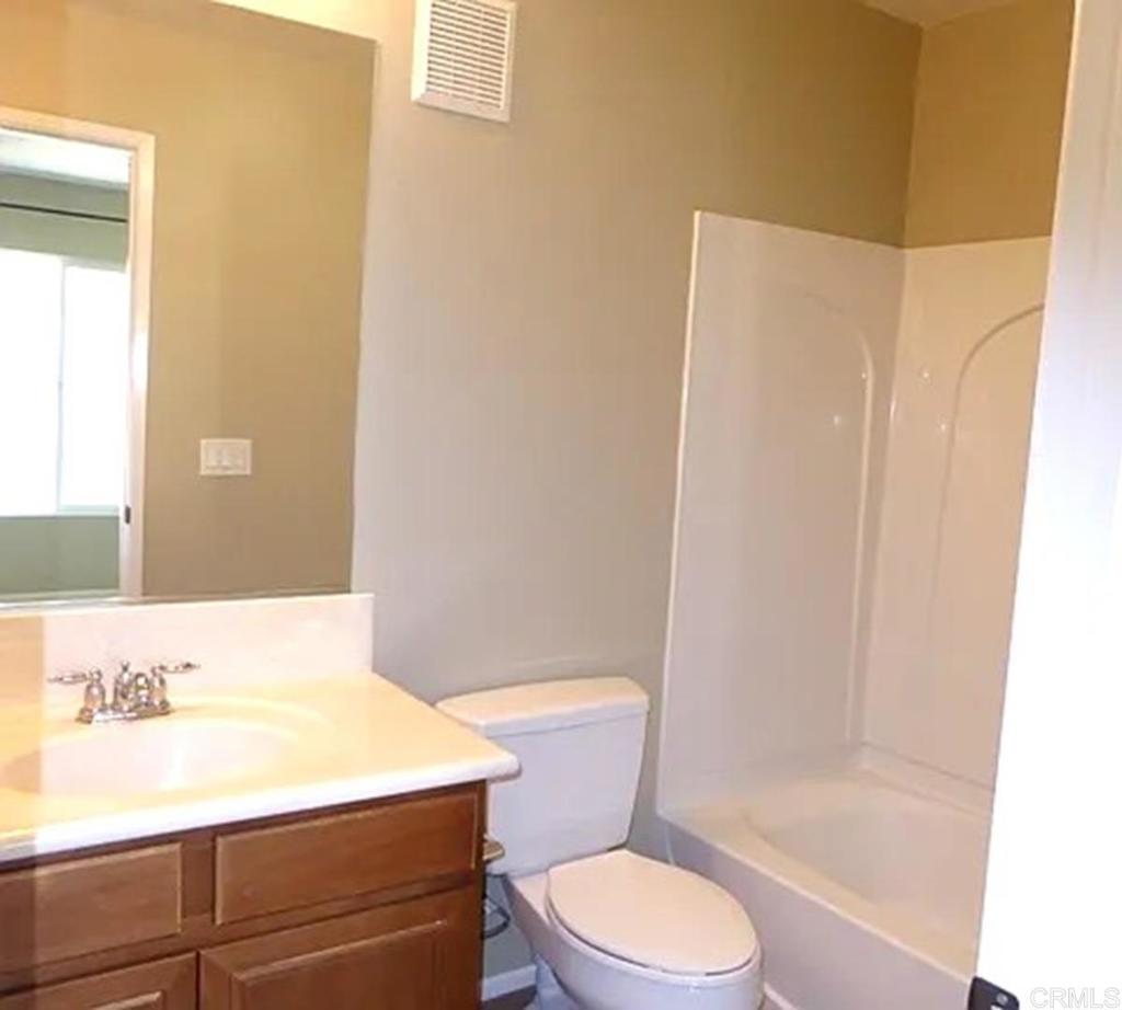 472 Almond Road San Marcos, CA 92078 - Photo 10 of 13