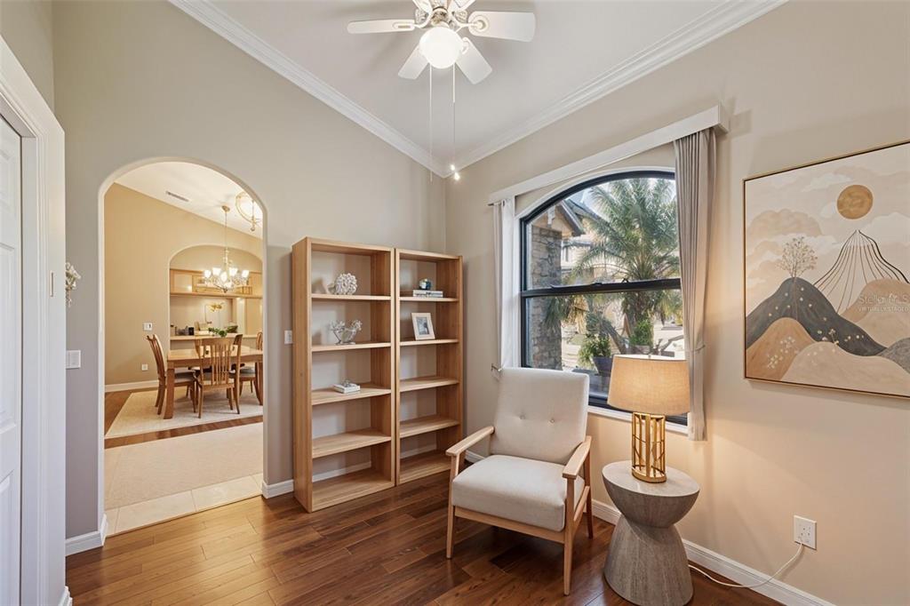 2002 Palm View Road Sarasota, FL 34240 - Photo 6 of 34 a living room with furniture and a window