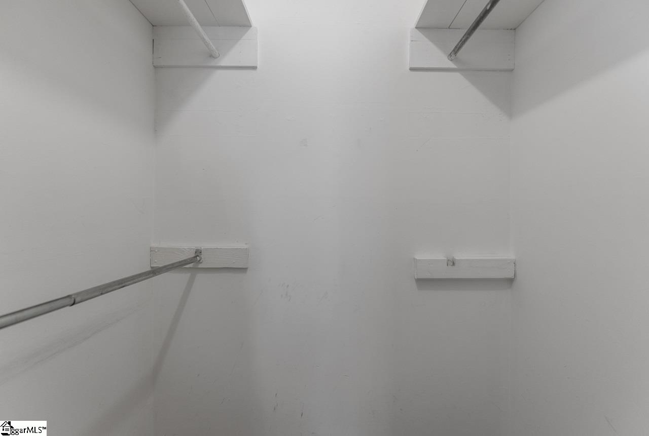 815 Edwards Road, Unit 99 Greenville, SC 29615 - Photo 16 of 39 Walk in closet