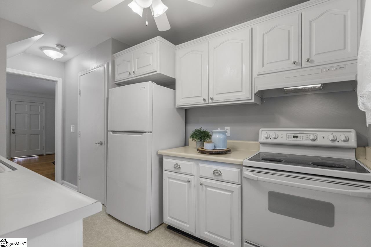 815 Edwards Road, Unit 99 Greenville, SC 29615 - Photo 8 of 39 Gallery Image 8