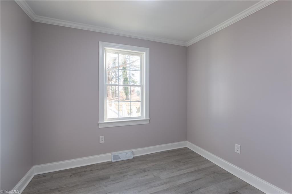 1517 Skeet Club Road High Point, NC 27265 - Photo 5 of 14