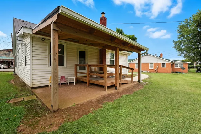 a picture of a bench in front of a