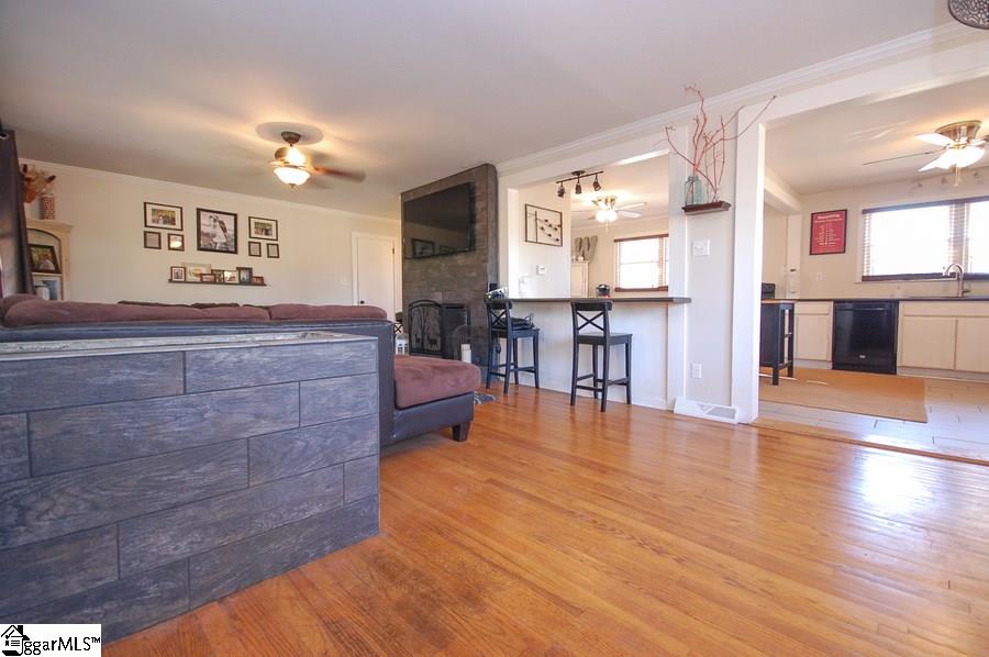 142 Maple Drive Greer, SC 29651 - Photo 21 of 28 Gallery Image 21