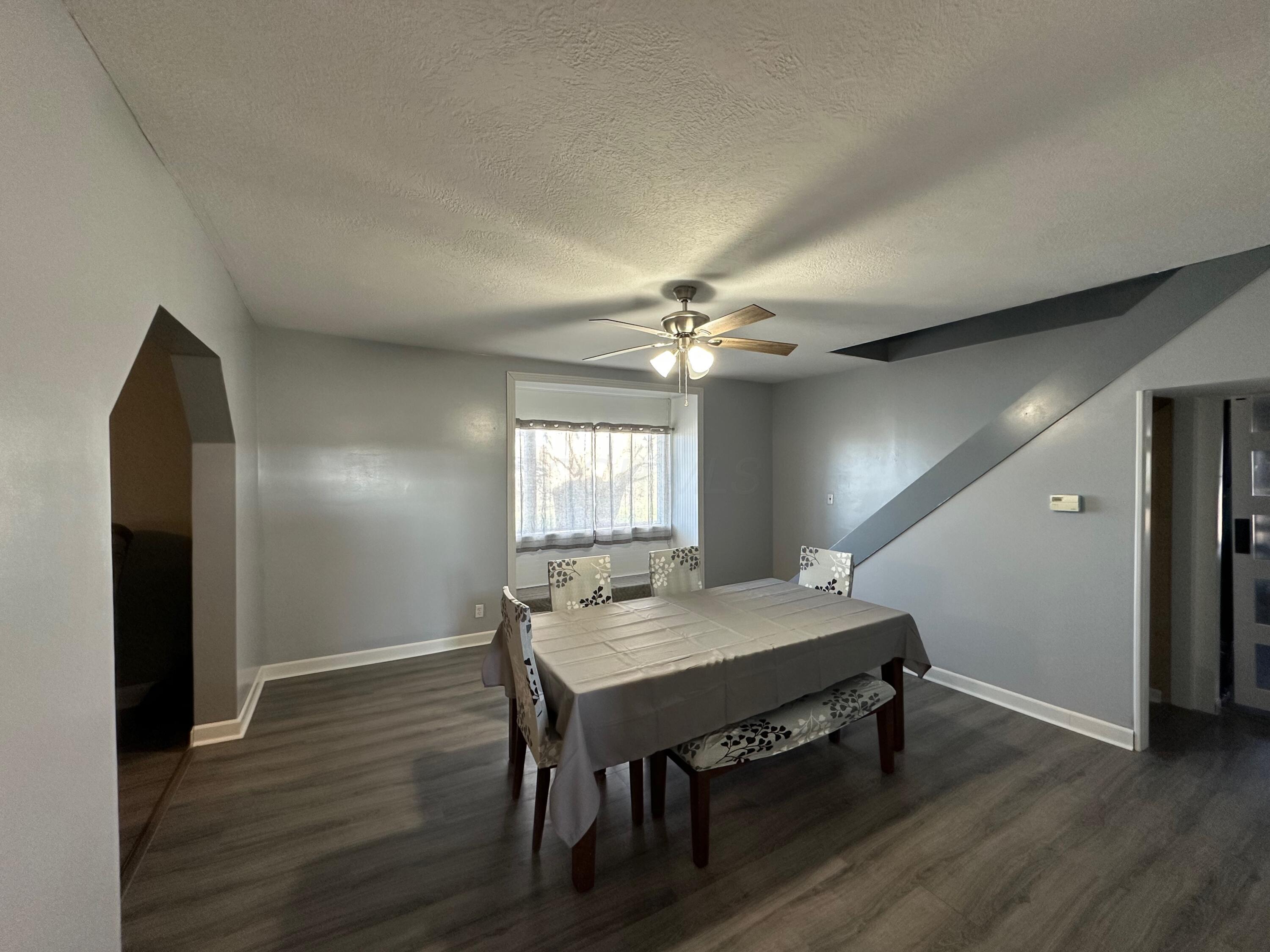 10367 Quaker Road Fredericktown, OH 43019 - Photo 11 of 34 Dining Room