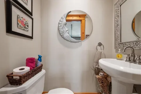 $585,000 | 5901 Grand Avenue, Kansas City, MO 64113