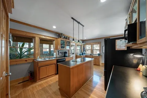 $585,000 | 5901 Grand Avenue, Kansas City, MO 64113